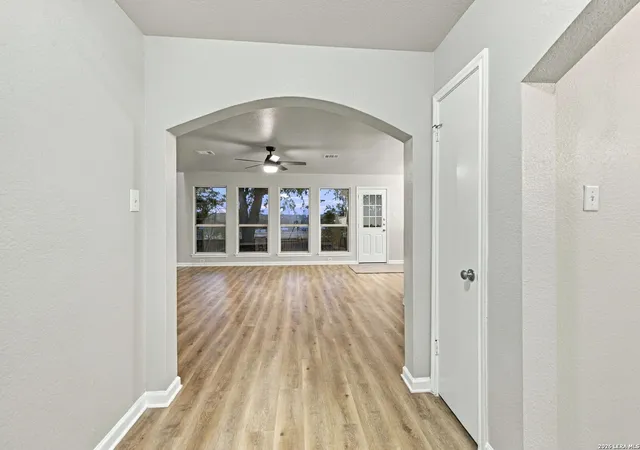 Photo 4 of Sale Pending at 6502 Fontana Pt, San Antonio, TX 78240 | MLS# 2017674 | Listing updated on 2026-09-28