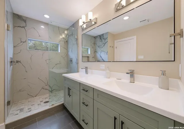 Photo 4 of Single family home for sale at 11710 Vance Jackson Rd #401, San Antonio, TX 78230 | MLS# 2017688 | Listing updated on 2026-09-29