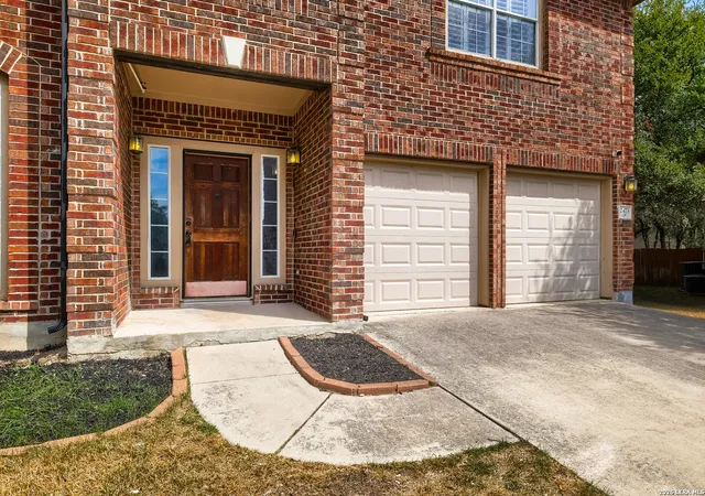 Photo 3 of Single family home for sale at 2473 James Agee Dr, Schertz, TX 78154 | MLS# 2017716 | Listing updated on 2026-09-29