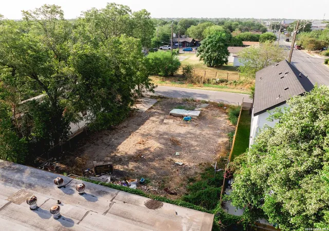 Photo 4 of Land for sale at 825 Montezuma St, San Antonio, TX 78207 | MLS# 2017724 | Listing updated on 2026-09-18