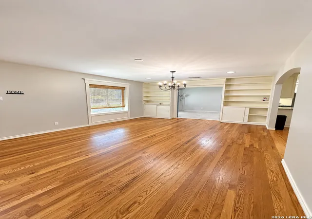 Photo 3 of Single family home for sale at 227 Larchmont Dr, San Antonio, TX 78209 | MLS# 2017740 | Listing updated on 2026-09-29