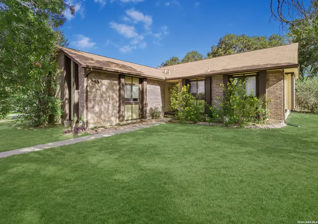 Photo 3 of Single family home for sale at 8447 Timber Brg St, San Antonio, TX 78250 | MLS# 2017746 | Listing updated on 2026-10-05