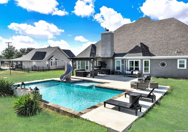 Photo 3 of Single family home for sale at 1191 County Rd 4516, Castroville, TX 78009 | MLS# 2017790 | Listing updated on 2026-09-29