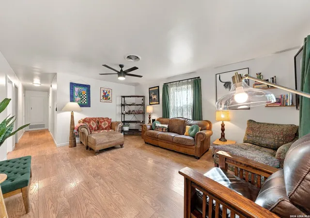 Photo 2 of Single family home for sale at 1602 Deer Trl, Kerrville, TX 78028 | MLS# 2017894 | Listing updated on 2026-10-09