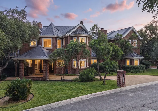 Photo 2 of Mansion for sale at 11723 Ml Rock Rd, San Antonio, TX 78230 | MLS# 2017918 | Listing updated on 2026-10-21