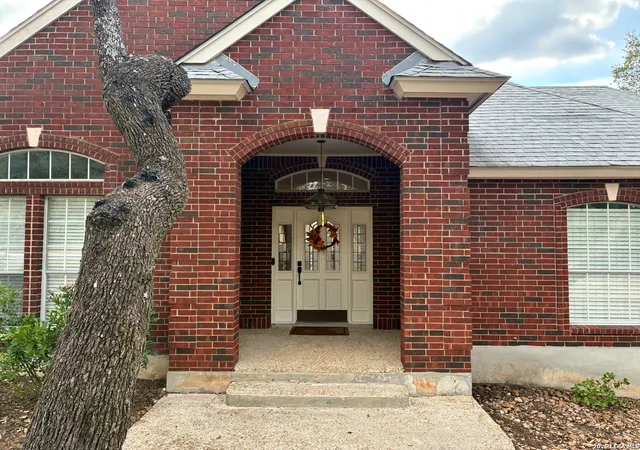 Single family home for sale at 26013 Mesa Oak Dr, San Antonio, TX 78255 | MLS# 2017921 | Listing updated on 2026-09-30
