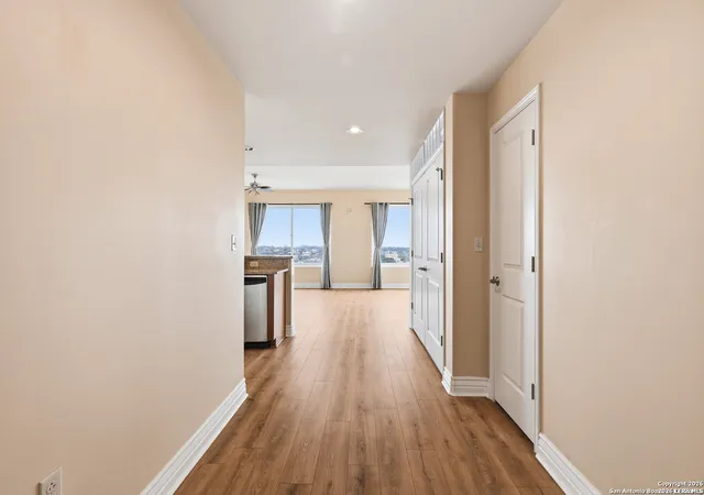 Photo 2 of Condo for sale at 215 Center #UNIT 1205, San Antonio, TX 78202 | MLS# 2017995 | Listing updated on 2026-09-25