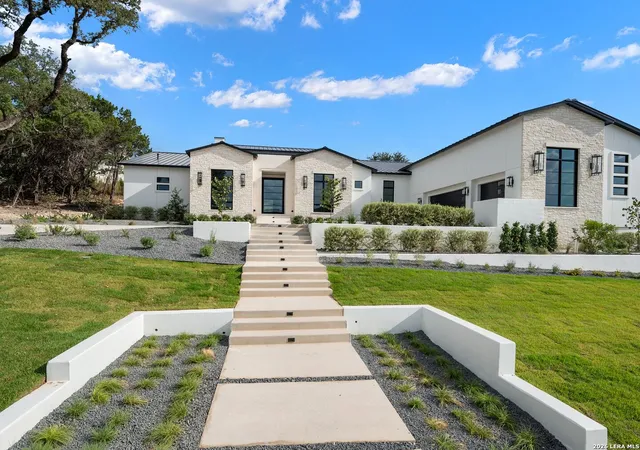 Photo 3 of Single family home for sale at 51 Via Aragon, San Antonio, TX 78257 | MLS# 2018085 | Listing updated on 2026-09-21