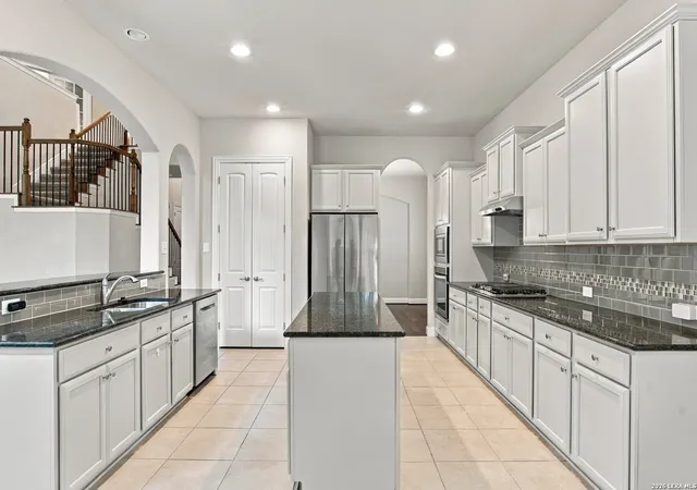 Photo 4 of Single family home for sale at 28702 Howards Bull, Boerne, TX 78015 | MLS# 2018119 | Listing updated on 2026-09-21