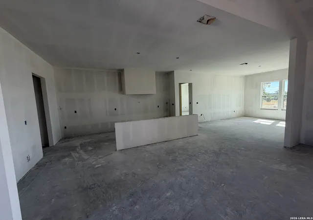 Photo 4 of Single family home for sale at 1014 Horseshoe Fls, Bandera, TX 78003 | MLS# 2018127 | Listing updated on 2026-09-21