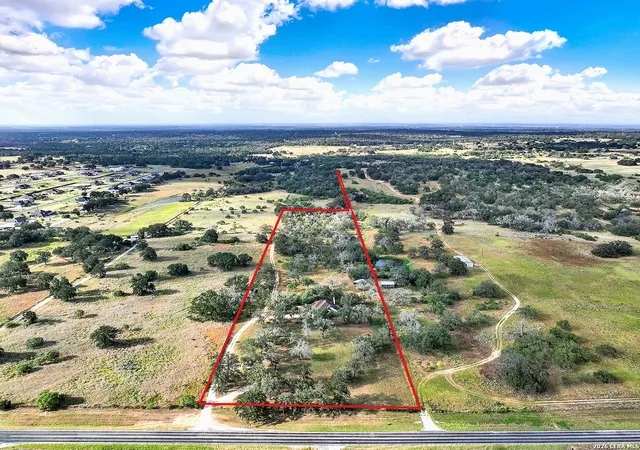 Photo 2 of Single family home for sale at 1021 Fm 3432, Adkins, TX 78101 | MLS# 2018151 | Listing updated on 2026-09-21