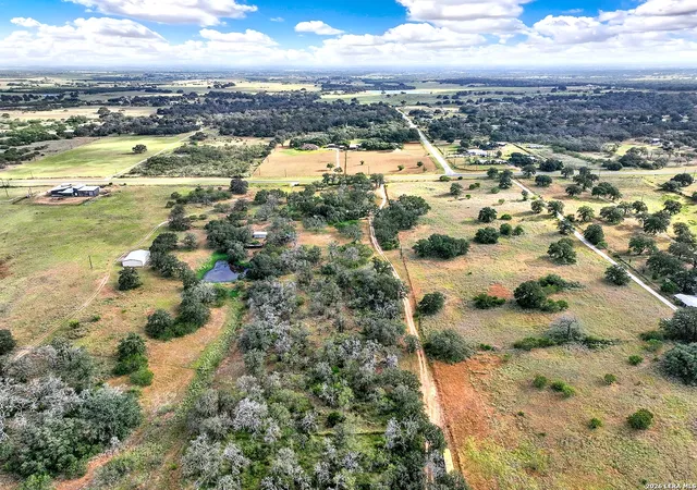 Photo 4 of Single family home for sale at 1021 Fm 3432, Adkins, TX 78101 | MLS# 2018151 | Listing updated on 2026-09-21