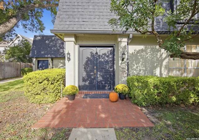Condo for sale at 7834 Broadway St #804, San Antonio, TX 78209 | MLS# 2018170