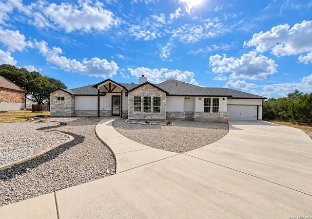 Single family home for sale at 107 S Lon Price, Blanco, TX 78606 | MLS# 2018184