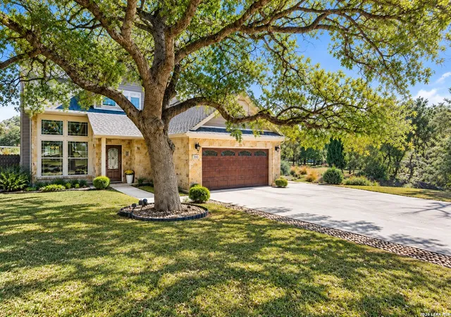 Photo 2 of Single family home for sale at 1201 Doe Run Holw, Fredericksburg, TX 78624 | MLS# 2018185 | Listing updated on 2026-09-21