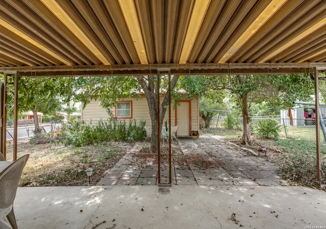 Photo 3 of Single family home for sale at 1902 Calais, San Antonio, TX 78224 | MLS# 2018189 | Listing updated on 2026-10-28