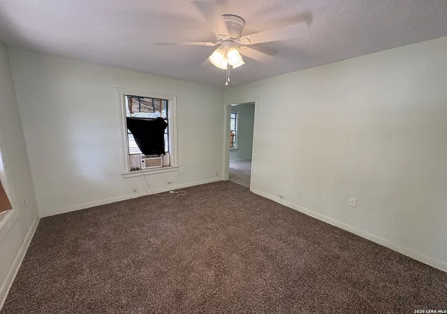 Photo 3 of Single family home for sale at 1935 Lamar St, San Antonio, TX 78202 | MLS# 2018195 | Listing updated on 2026-10-02