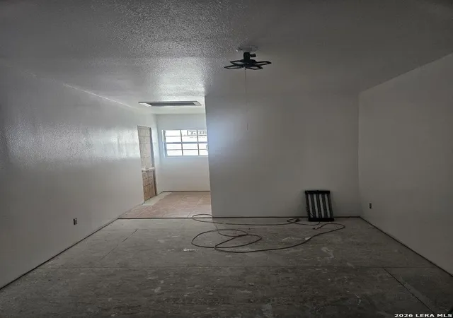 Photo 3 of Single family home for sale at 1304 N Young St, Fort Stockton, TX 79735 | MLS# 2018196 | Listing updated on 2026-10-26