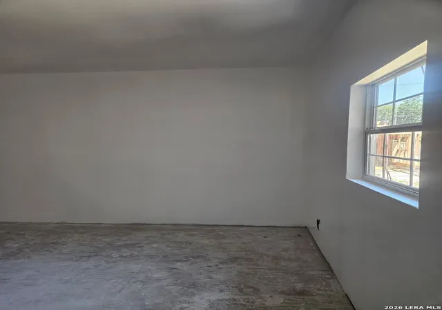 Photo 3 of Single family home for sale at 1304 N Young St, Fort Stockton, TX 79735 | MLS# 2018196 | Listing updated on 2026-10-26
