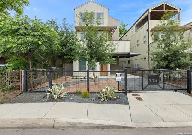 Photo 1 of Single family home for sale at 119 E Fest St, San Antonio, TX 78204 | MLS# 2018206 | Listing updated on 2026-09-21