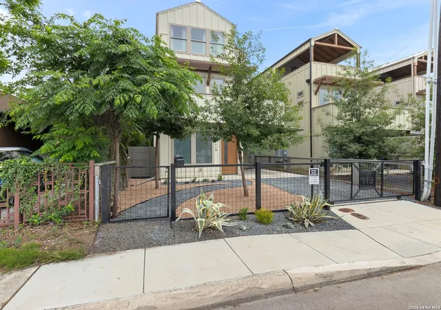 Photo 2 of Single family home for sale at 119 E Fest St, San Antonio, TX 78204 | MLS# 2018206 | Listing updated on 2026-09-21