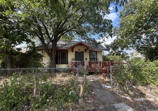 Photo 1 of Single family home for sale at 1304 San Bernard St, Austin, TX 78702 | MLS# 2018211 | Listing updated on 2026-09-22