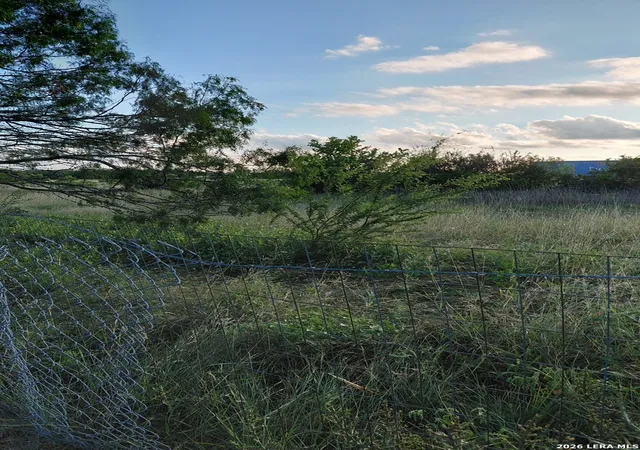 Land for sale at 11066 Macaway Rd, Adkins, TX 78101 | MLS# 2018240