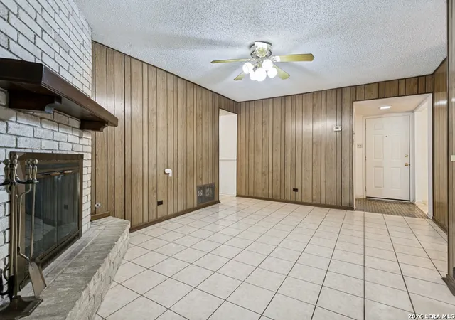 Photo 3 of Single family home for sale at 7331 Crownpiece, San Antonio, TX 78240 | MLS# 2018252 | Listing updated on 2026-09-21