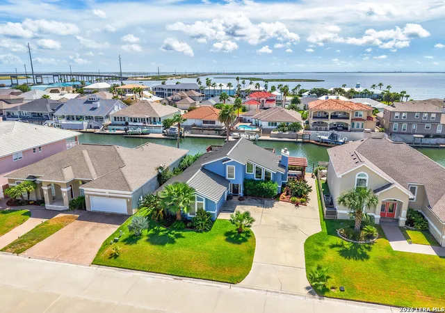 Photo 1 of Single family home for sale at 135 Sea View Dr, Aransas Pass, TX 78336 | MLS# 2018259 | Listing updated on 2026-09-21