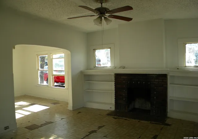 Photo 3 of Single family home for sale at 202 Preston, San Antonio, TX 78210 | MLS# 2018267 | Listing updated on 2026-10-02
