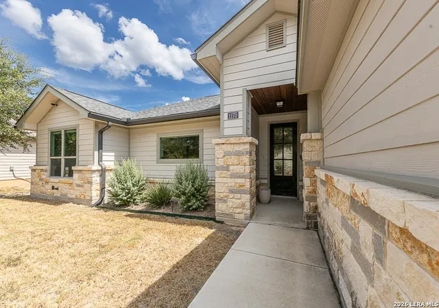 Photo 1 of Sale Pending at 1175 Lavaca, Canyon Lake, TX 78133 | MLS# 2018278 | Listing updated on 2026-10-17