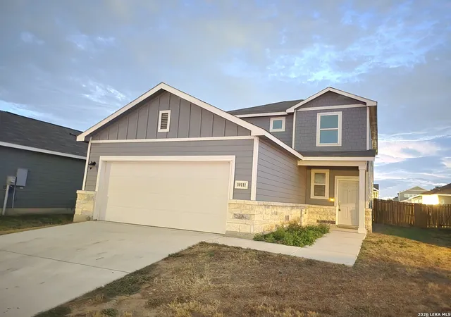 Photo 2 of Single family home for sale at 10111 Suspiro Ave, San Antonio, TX 78224 | MLS# 2018303 | Listing updated on 2026-09-22
