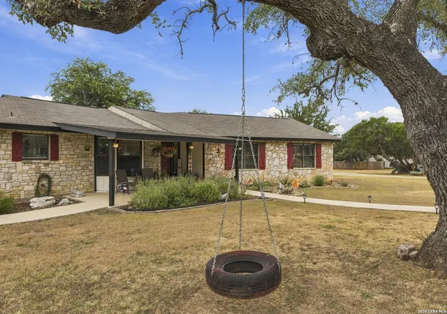 Photo 1 of Single family home for sale at 297 Starburst Ln, Bandera, TX 78003 | MLS# 2018310 | Listing updated on 2026-09-27