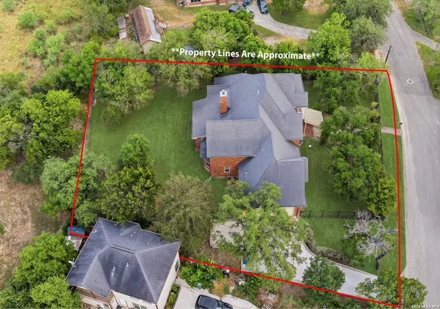 Photo 4 of Single family home for sale at 6519 Kings Crown W, San Antonio, TX 78233 | MLS# 2018327 | Listing updated on 2026-09-22