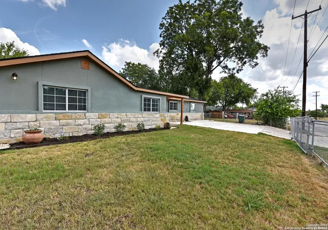 Photo 1 of Single family home for sale at 363 W Ansley Blvd, San Antonio, TX 78221 | MLS# 2018379 | Listing updated on 2026-09-22