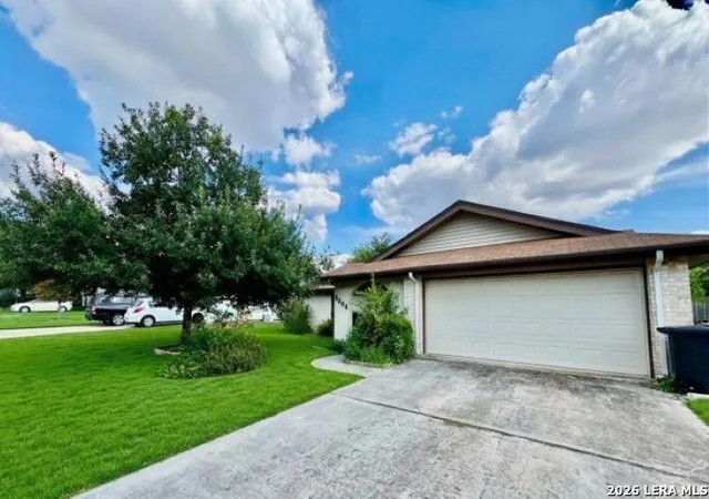 Photo 3 of Single family home for sale at 8006 Harper Valley St, Live Oak, TX 78233 | MLS# 2018409 | Listing updated on 2026-09-22