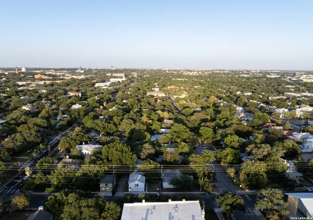 Photo 17 of Multi family home for sale at 133 W Huisache Ave, San Antonio, TX 78212 | MLS# 2018412 | Listing updated on 2026-09-23