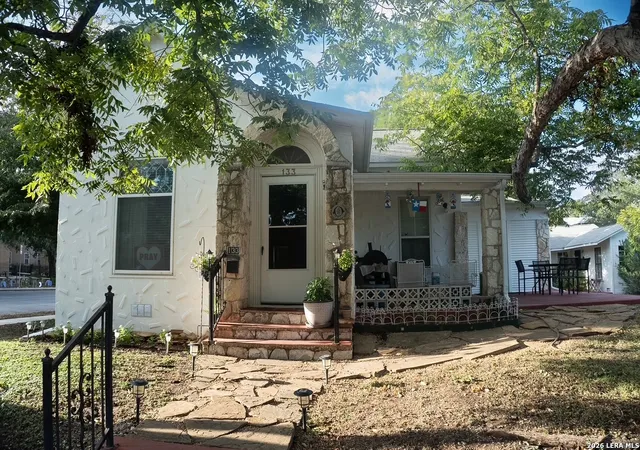 Photo 1 of Multi family home for sale at 133 W Huisache Ave, San Antonio, TX 78212 | MLS# 2018412 | Listing updated on 2026-09-23