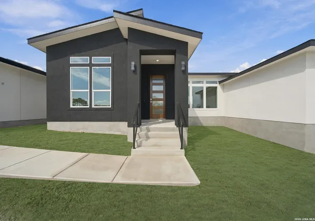 Photo 3 of Single family home for sale at 149 County Rd 2809, Mico, TX 78056 | MLS# 2018460 | Listing updated on 2026-09-28