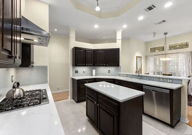 Photo 4 of Single family home for sale at 1706 Hadbury Ln, San Antonio, TX 78248 | MLS# 2018484 | Listing updated on 2026-09-22