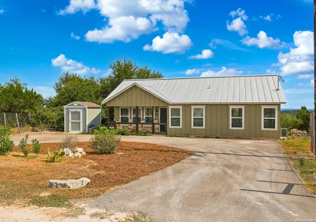 Photo 3 of Single family home for sale at 659 Cimarron, Spring Branch, TX 78070 | MLS# 2018491 | Listing updated on 2026-09-22
