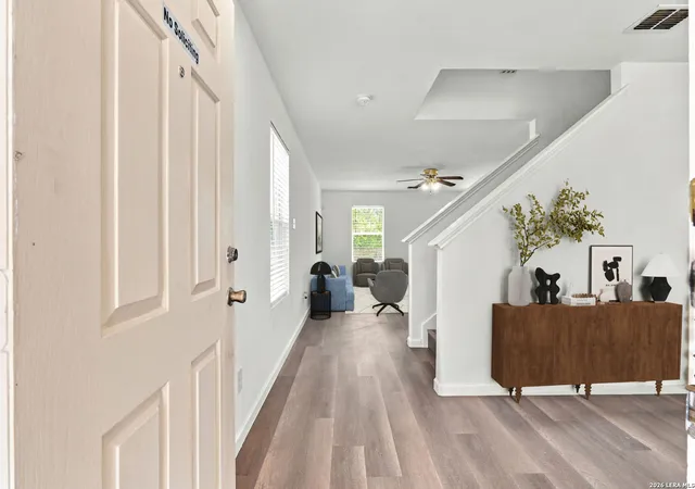 Photo 4 of Single family home for sale at 8611 Brisa Royale, San Antonio, TX 78251 | MLS# 2018520 | Listing updated on 2026-09-22