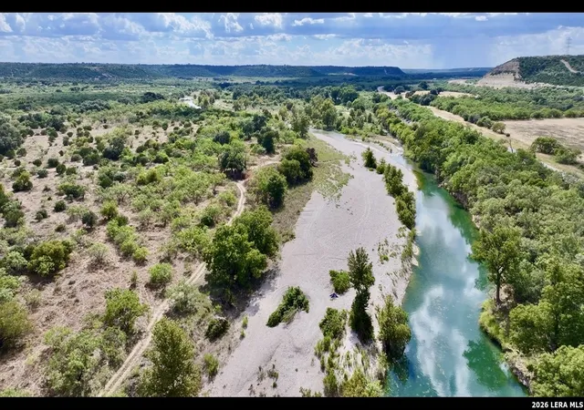 Photo 4 of House for sale at 348 Lundy Rd, Junction, TX 76849 | MLS# 2018538 | Listing updated on 2026-09-22