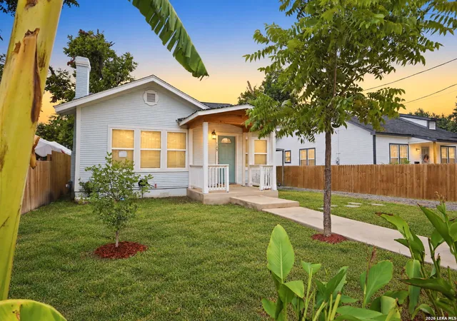 Photo 1 of Single family home for sale at 129 Jeffrey, San Antonio, TX 78201 | MLS# 2018568 | Listing updated on 2026-09-23