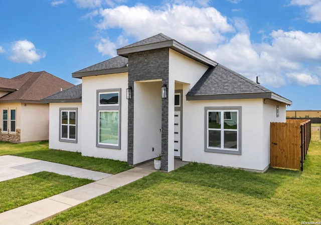 Photo 1 of Single family home for sale at 1817 Rebecca Ln, Eagle Pass, TX 78852 | MLS# 2018571 | Listing updated on 2026-09-23