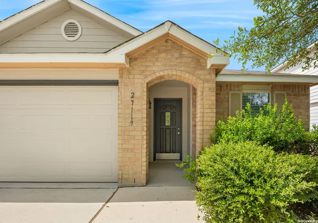 Photo 3 of Single family home for sale at 27119 Rustic Horse, San Antonio, TX 78260 | MLS# 2018575 | Listing updated on 2026-09-23