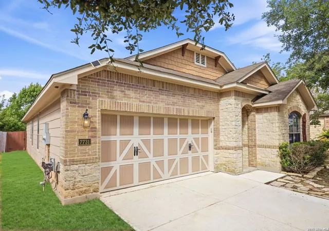 Photo 2 of Single family home for sale at 7731 Clos Du Bois, San Antonio, TX 78253 | MLS# 2018604 | Listing updated on 2026-09-23