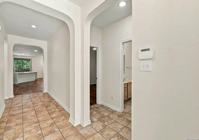 Photo 4 of Single family home for sale at 7731 Clos Du Bois, San Antonio, TX 78253 | MLS# 2018604 | Listing updated on 2026-09-23