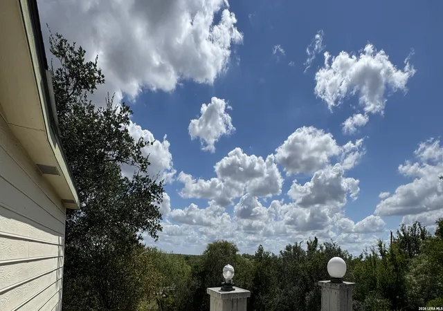 Photo 1 of Single family home for sale at 264 County Rd 5633, Castroville, TX 78009 | MLS# 2018606 | Listing updated on 2026-09-23