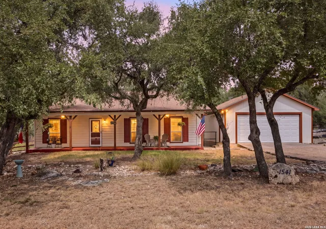 Photo 1 of Single family home for sale at 1541 Green Meadow Ln, Spring Branch, TX 78070 | MLS# 2019466 | Listing updated on 2026-10-20